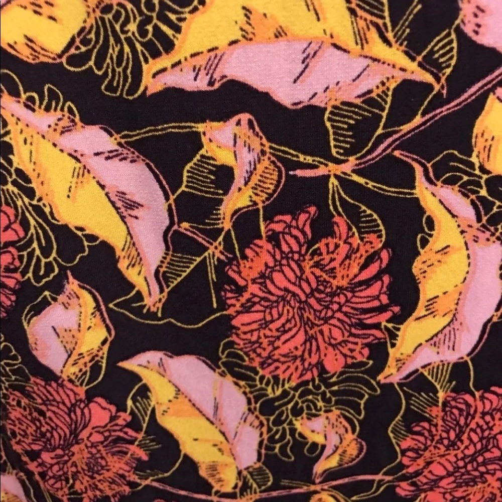 Lularoe Julia - Picture 2 of 3